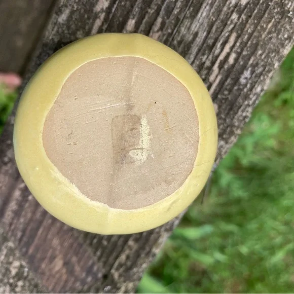 BYBEE Mini Pottery Kentucky McCOY Pitcher SHAWNEE Miniature Vintage Soft Yellow - Picture 10 of 11